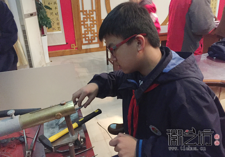 鏡湖小學(xué)鐵畫第四課 (26)