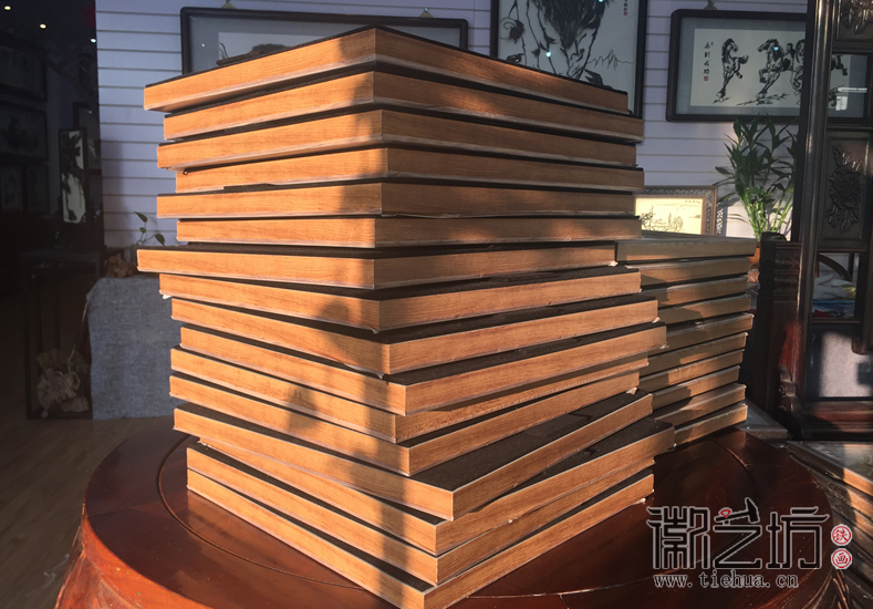 國(guó)軒高科會(huì)議紀(jì)念鐵畫(huà) (1)