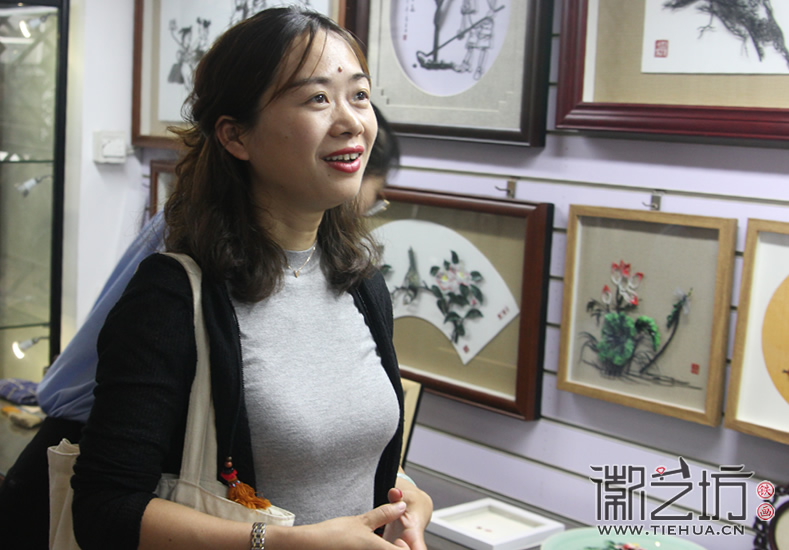 徽藝坊鐵畫迎來蕪湖商貿(mào)學(xué)院學(xué)子前來參觀