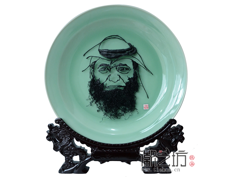 華為贈(zèng)中東友人鐵畫禮品3