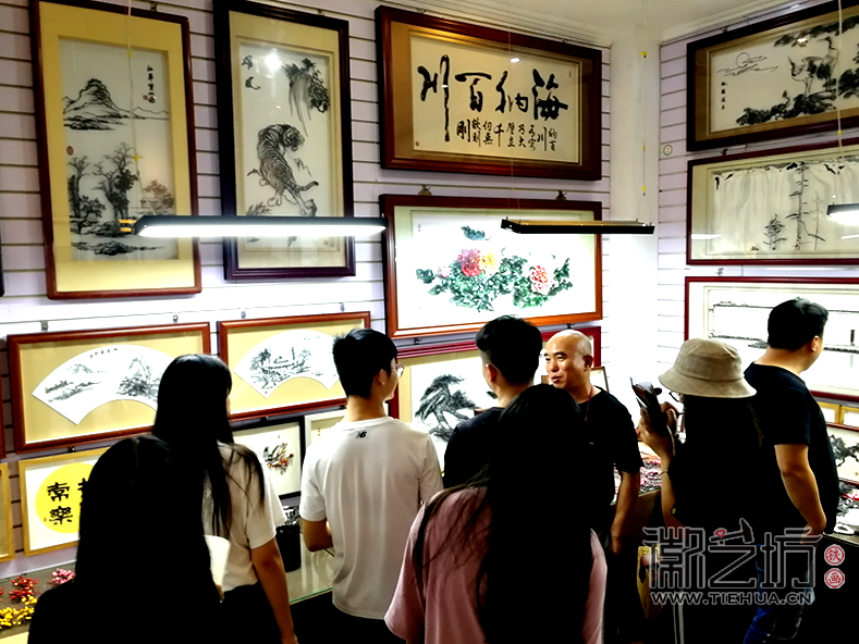 校企合作 徽藝坊正式成為安徽建筑大學(xué)藝術(shù)學(xué)院創(chuàng)新創(chuàng)業(yè)基地 (9)