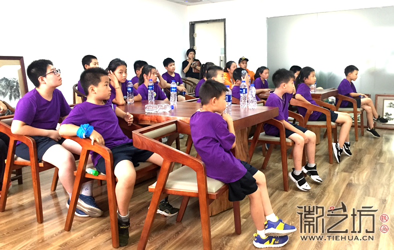 奧拓夏令營徽藝坊鐵畫體驗(yàn)活動(dòng) (1)