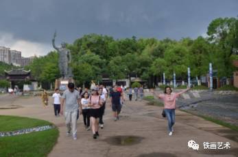 國(guó)家藝術(shù)基金蕪湖鐵畫(huà)人才培養(yǎng)項(xiàng)目赴皖南景德鎮(zhèn)考察 (47)