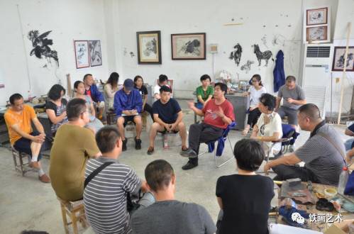 國家藝術(shù)基金蕪湖鐵畫藝術(shù)人才培養(yǎng)項目舉辦中期教學交流會 (1)