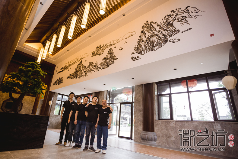 地方文化  徽派特色 鳩茲古鎮(zhèn)綠心谷酒店大堂裝飾壁畫《百里皖江圖》/《徽派馬頭墻》